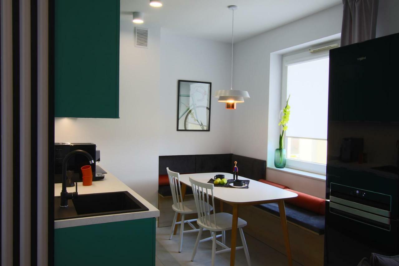 Apartamenty Bohaterow Kragujewca 6 ビィドゴシュチュ エクステリア 写真