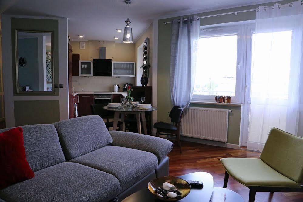 Apartamenty Bohaterow Kragujewca 6 ビィドゴシュチュ エクステリア 写真